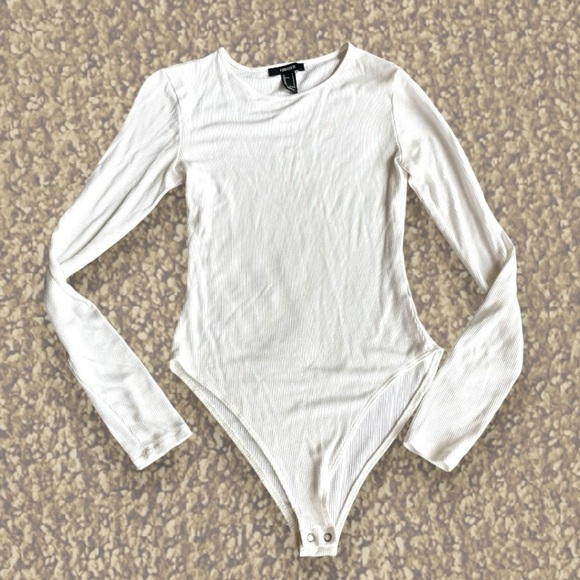 Forever 21 BODYSUIT Ribbed LONG SLEEVE Size Small - Picture 1 of 5
